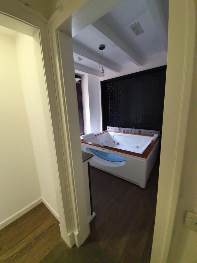 Emphasis Suites & Rooms Cagliari Dış mekan fotoğraf